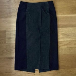 NEW! CAbi stretch skirt